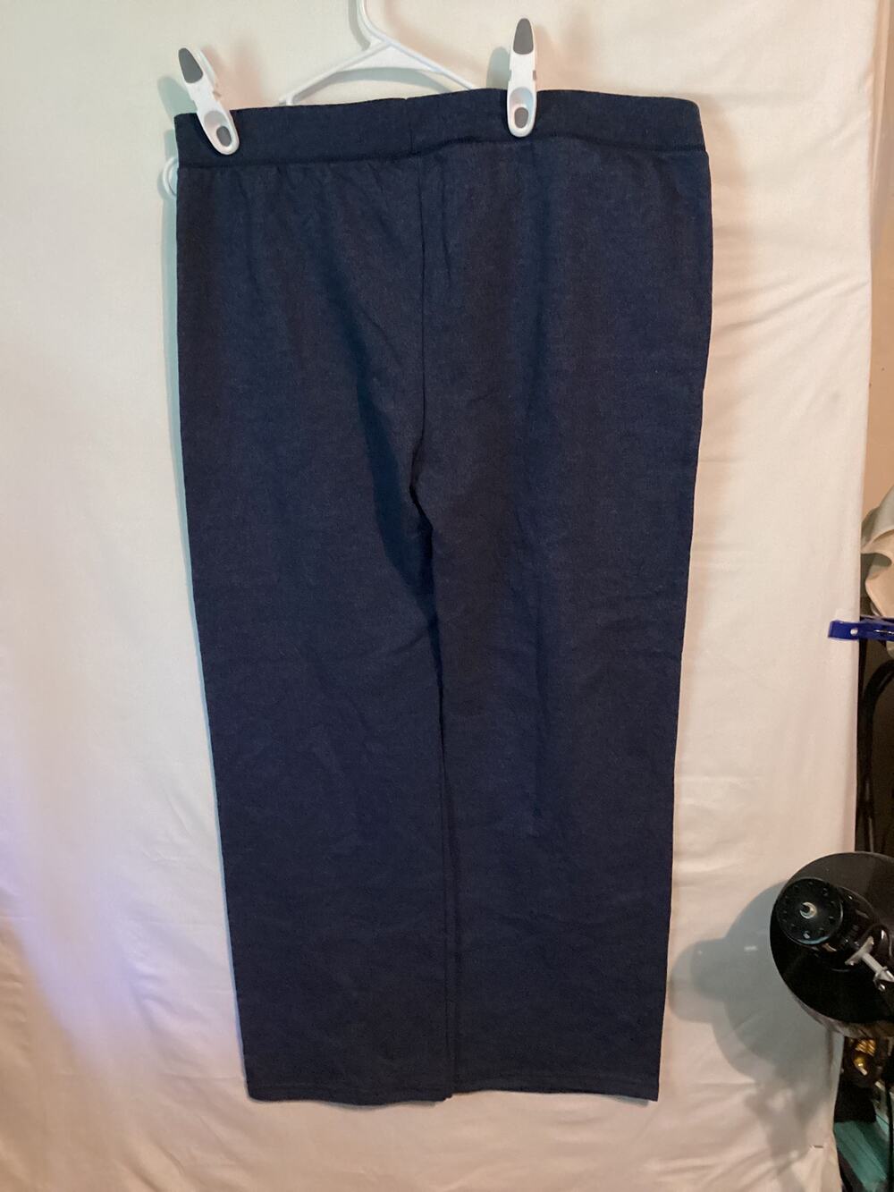1863 NWOT Hanes Comfort Blend Womens Sweat Pants Size Large  Navy Heather Blue